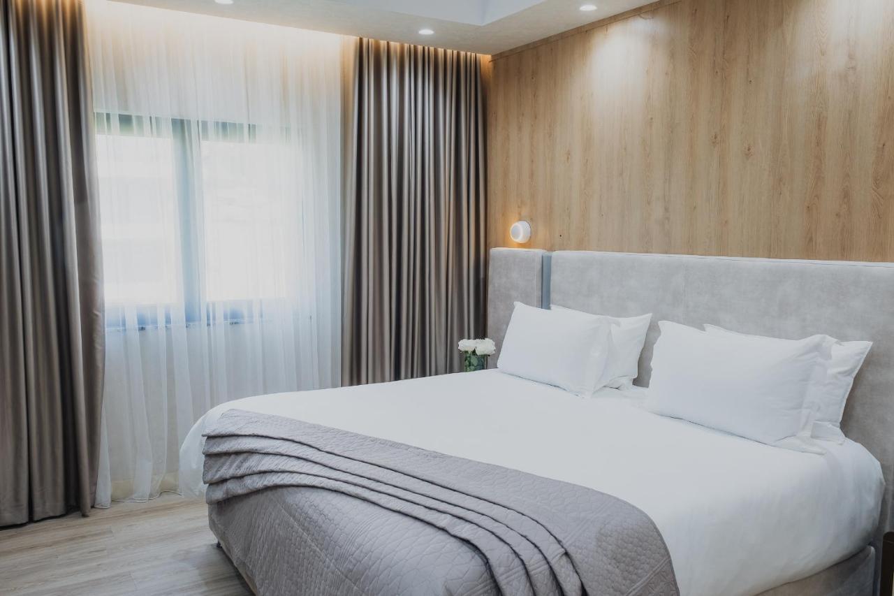 Great White Hotell 4*