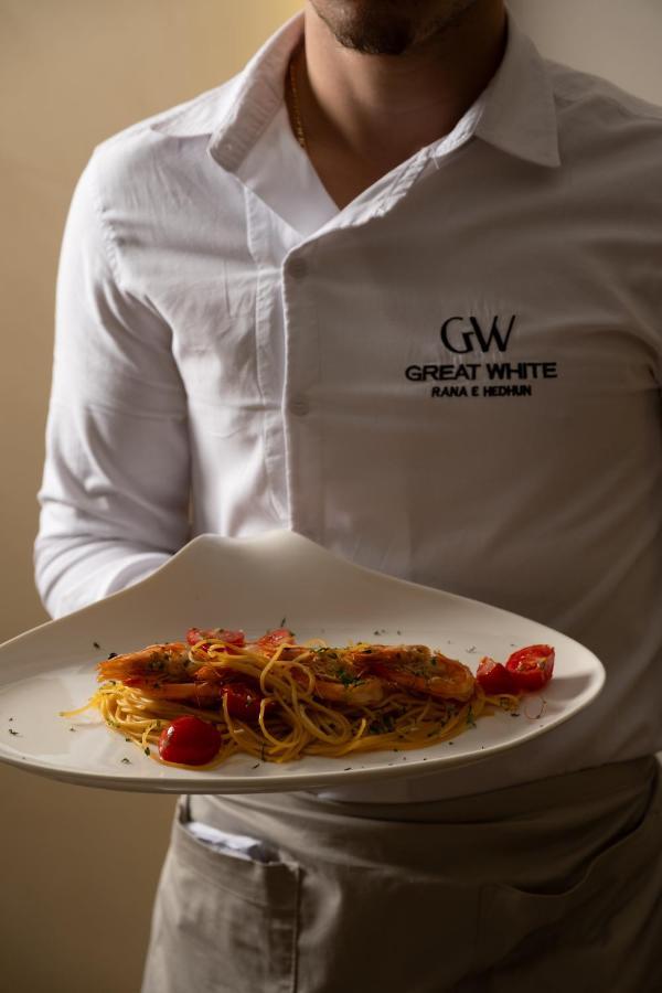 Hotell Great White 4*